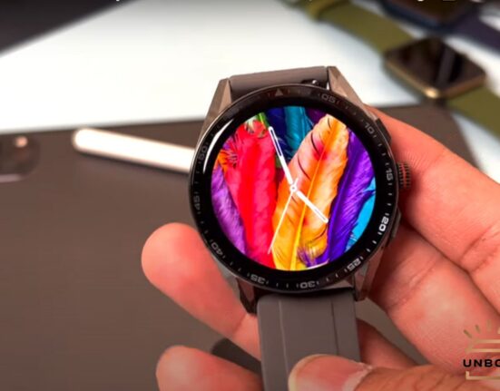 New Luxury AMOLED Smartwatch Under 4000- Fire Boltt Invincible Plus