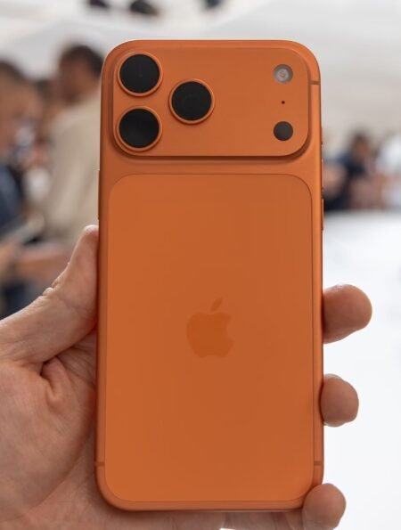 5 Best iPhone 17 Pro Alternatives To Buy In 2025